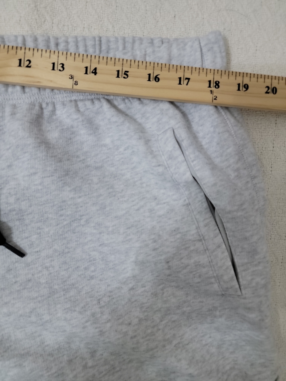 PINK Victoria's Secret Light Gray Athletic Shorts with Black Drawstring XL EUC - Picture 3 of 7